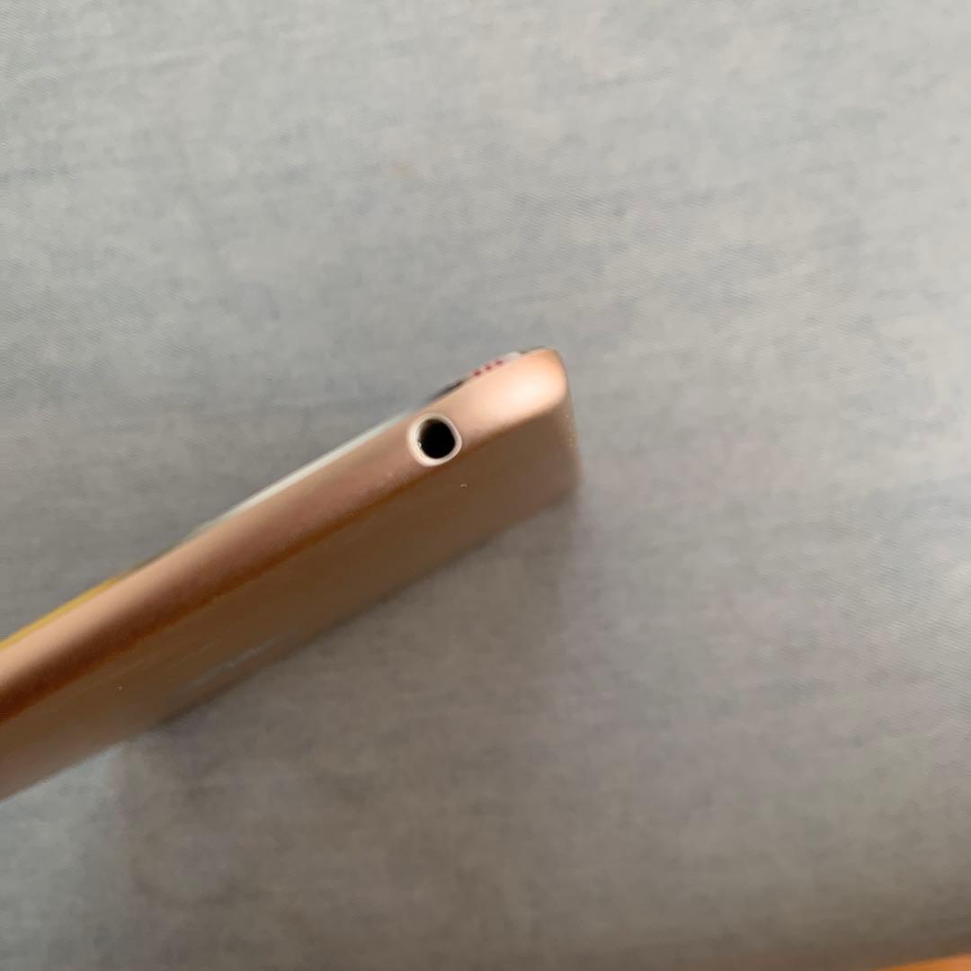 iPad Air2 第2世代 フリー16GB GOLD