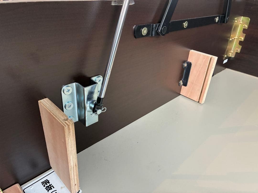 ニトリ　ダブルベッド　跳ね上げ式　ブラウン　マットレスなし