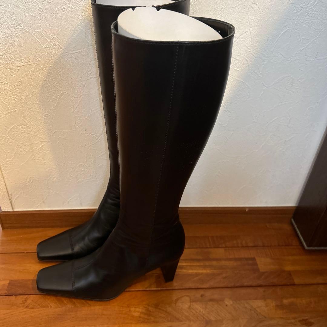 ブティックオオサキ　新品ロングブーツ　黒　24㎝