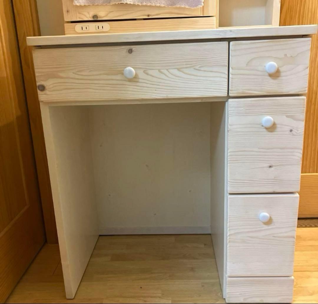 お値下げしました！！ドレッサー　鏡台　お洒落　ホワイト　スツール付