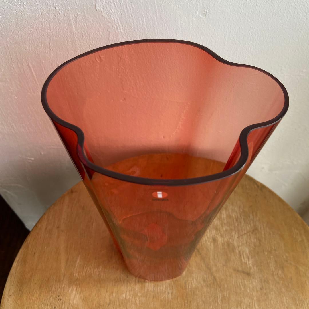  花瓶 イッタラ アアルトベース クランベリー　220mm