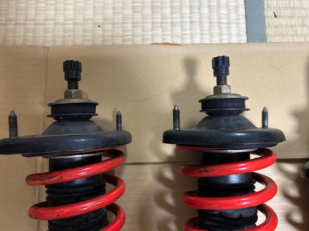 サスペンションキット 4本セット 赤/黒