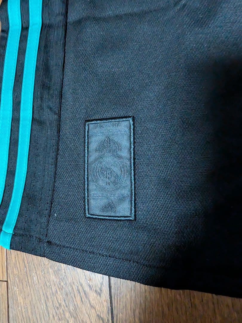 レアル・マドリード　17-18アウェイユニフォーム上下セット