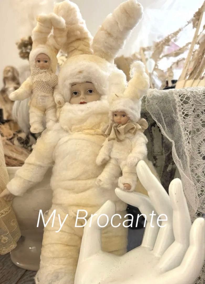 アンティーク雑貨 Handmade Cotton Bunny Dolls.
