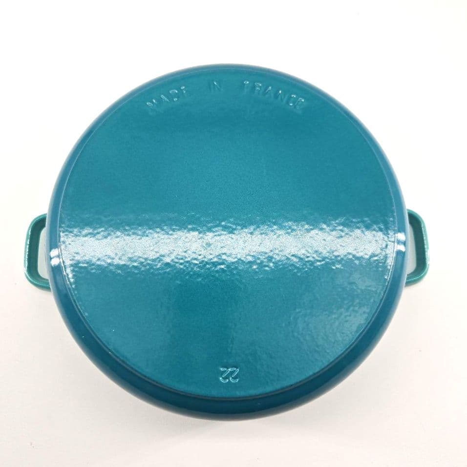 極美品　CHASSEUR　シャス－ル　 鋳鉄　ホーロ－両手鍋　ココット　22cm