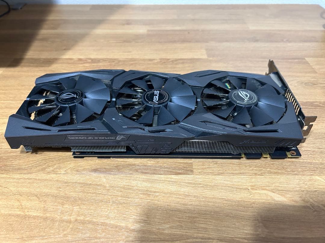 【グラフィックボード】STRIX-GTX1080-A8G-GAMING