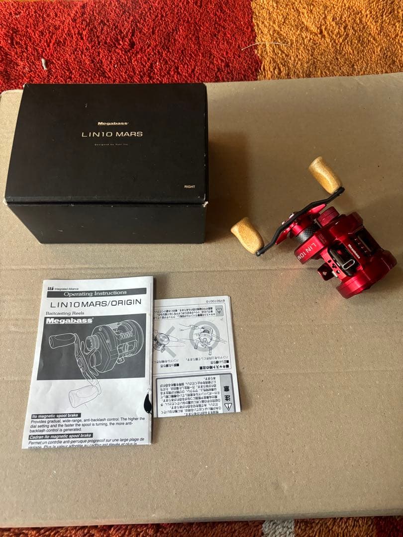 メガバス　LIN マーズ　Megabass LIN10 MARS 右 数回使用