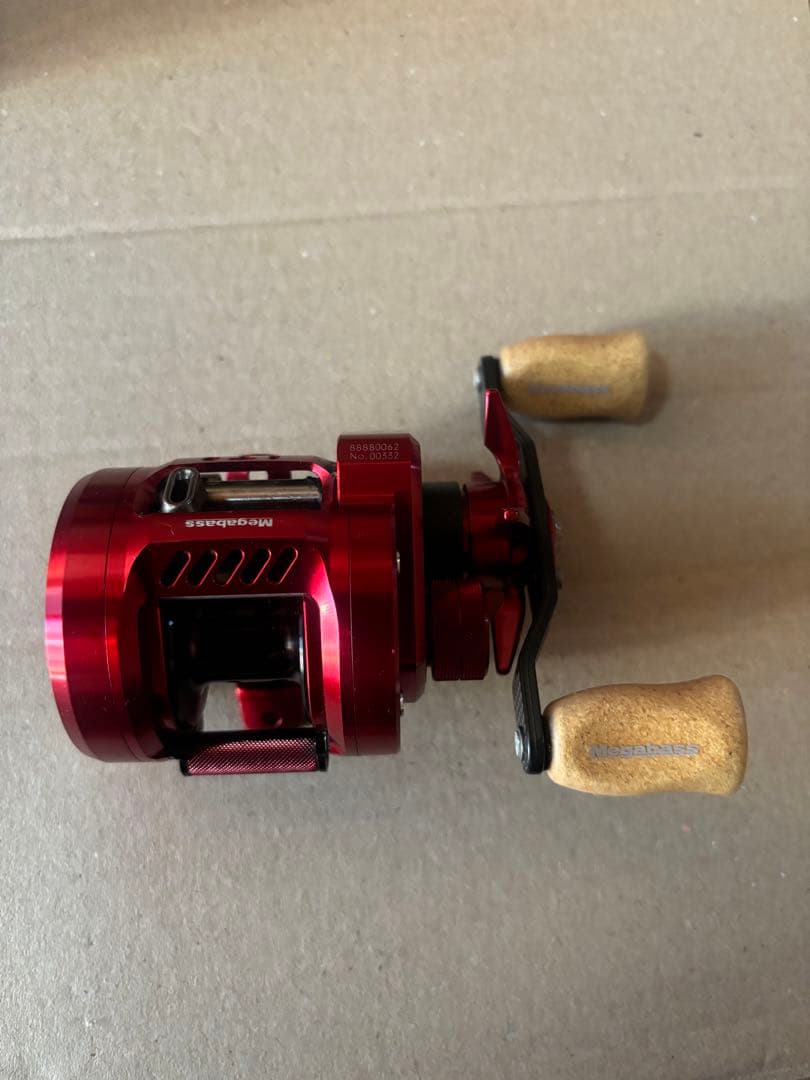 メガバス　LIN マーズ　Megabass LIN10 MARS 右 数回使用