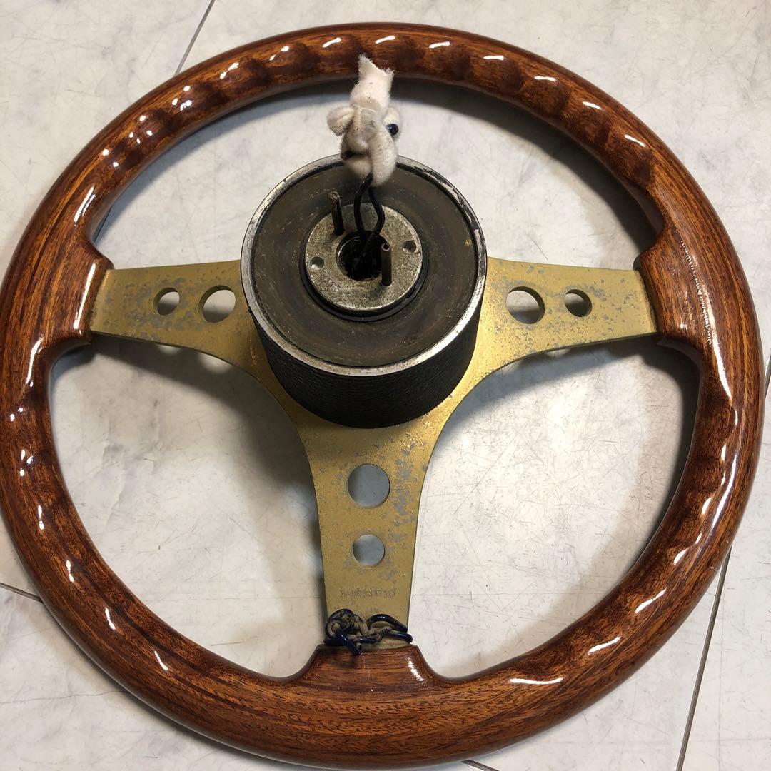 エ*ン様 車 ハンドル momo モモ ウッド ステアリング