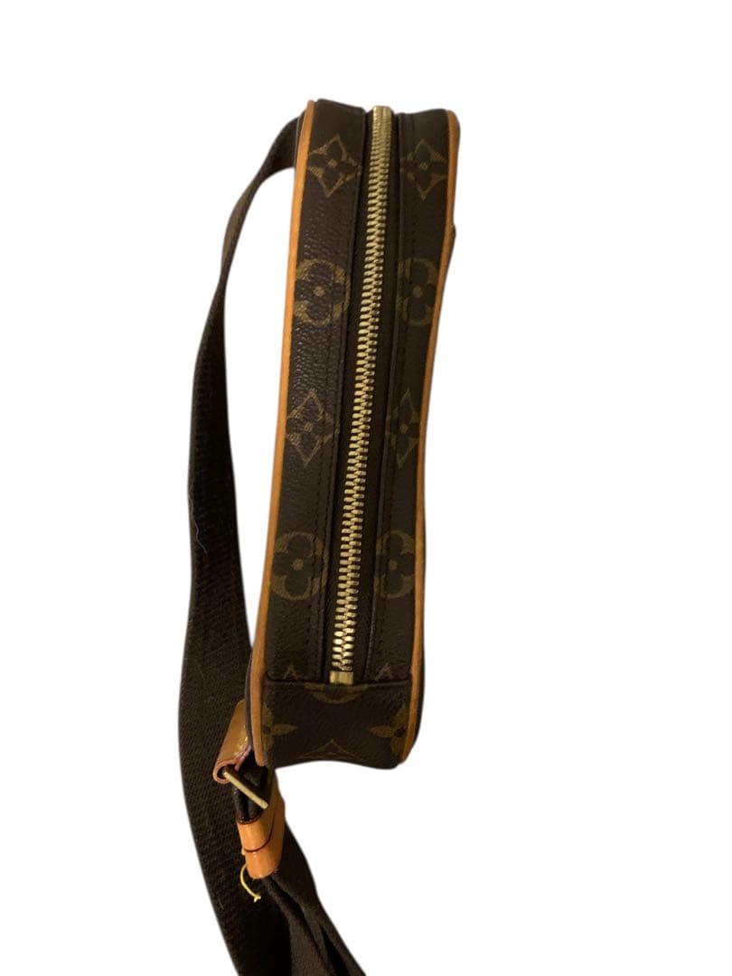 たえ、状態綺麗！Louis Vuitton モノグラム ボディバッグ