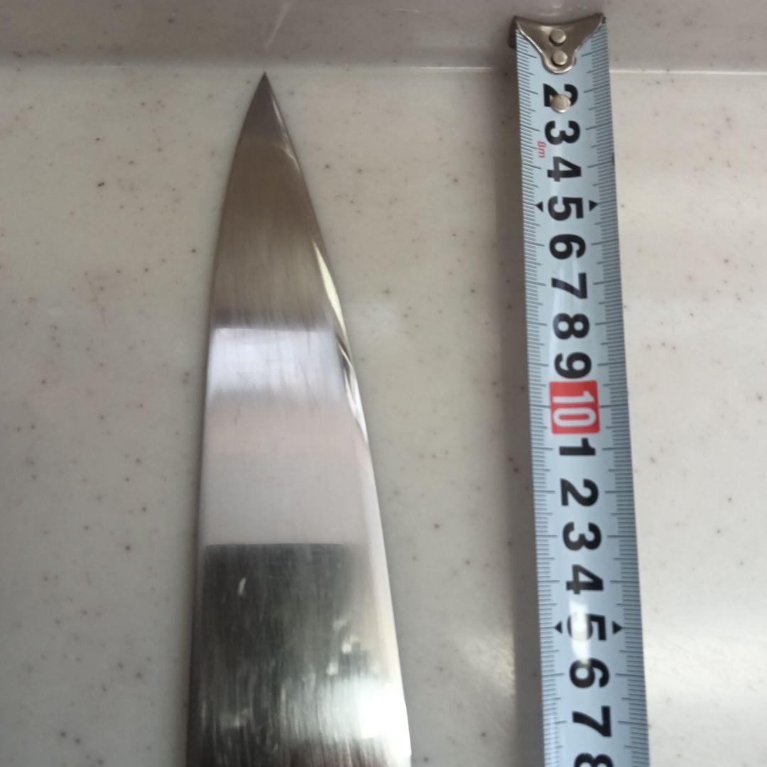 刃渡り約30cmの牛刀