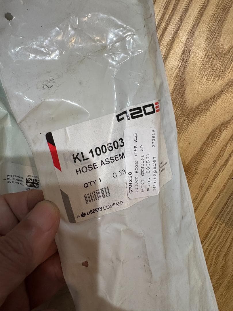 ローバーミニ　２０００年式　ブレーキホース　ベアリング　パーツ