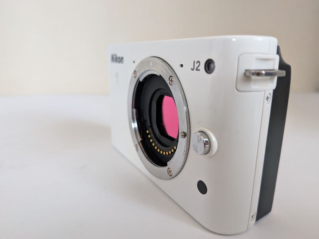 Nikon 1 J2 ミラーレスカメラ ホワイト 2レンズ付き