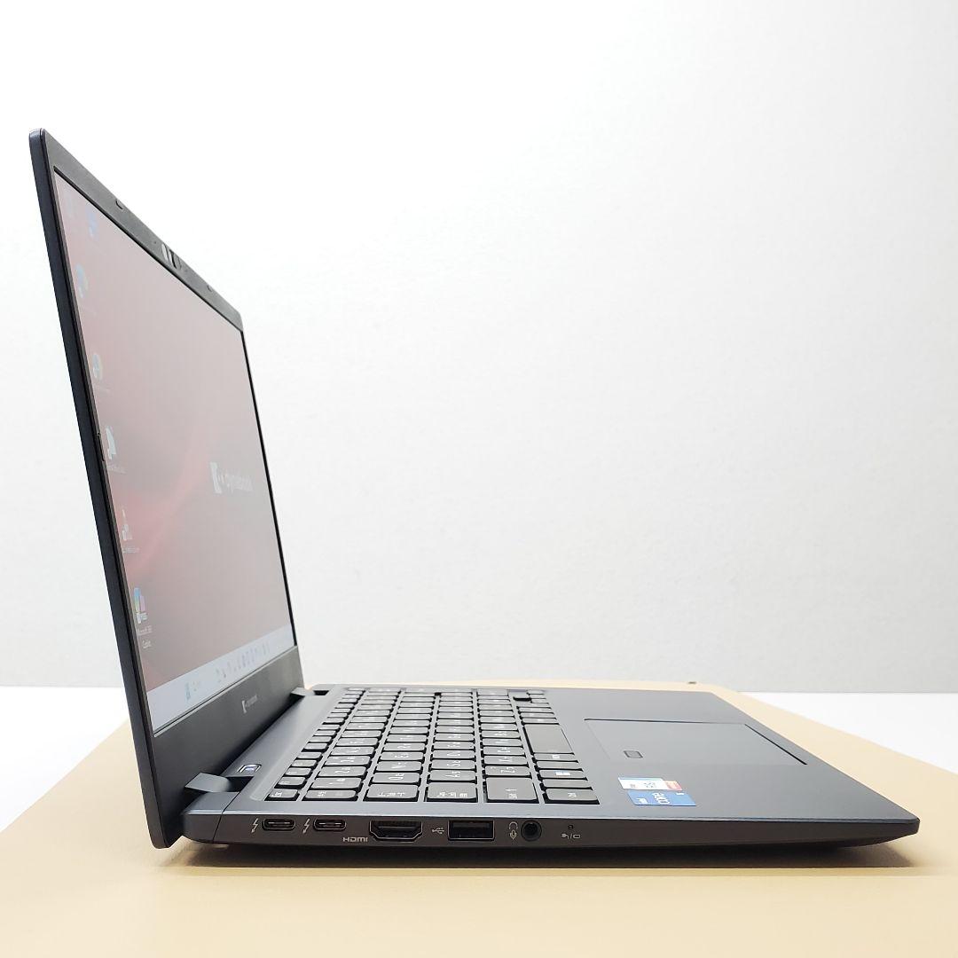【商品番号1940】dynabook 13.3型ノートパソコン　2024年製