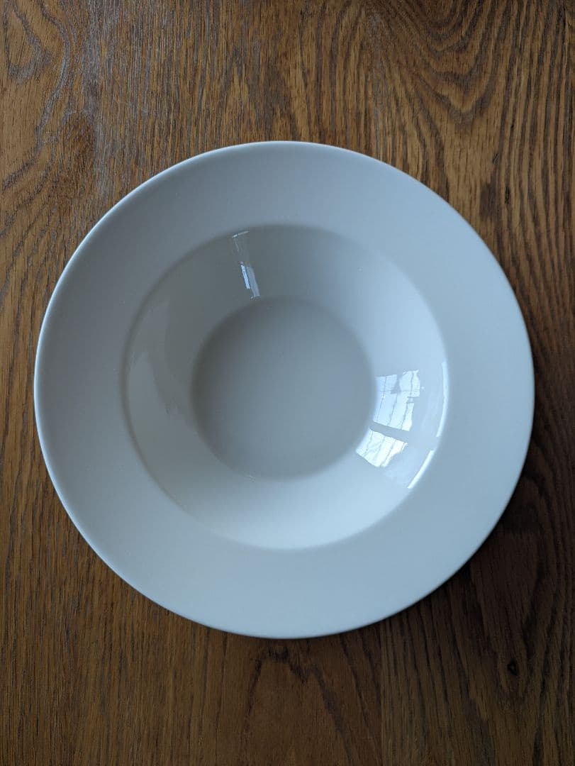 美品　ARABIAアラビア　koko ディーププレート　24センチ　4枚 リム皿