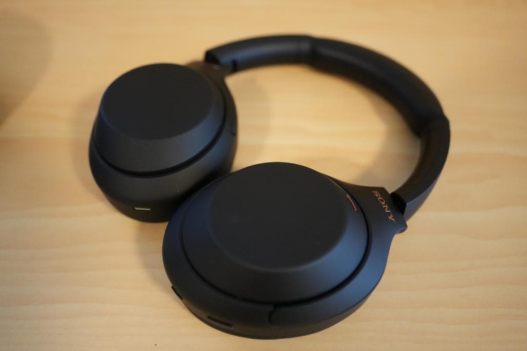 超美品_Sony WH-1000XM4 ブラック_使用頻度20回程度