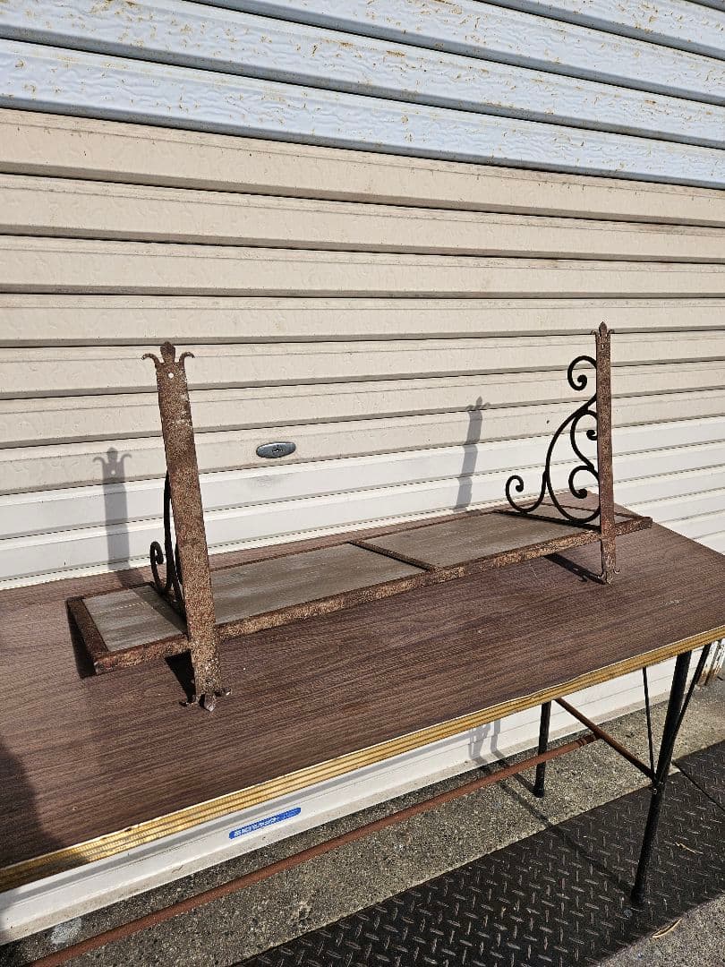 インダストリアル ヴィンテージ 木と鉄のウォールシェルフ 壁掛け 飾り棚 ラック