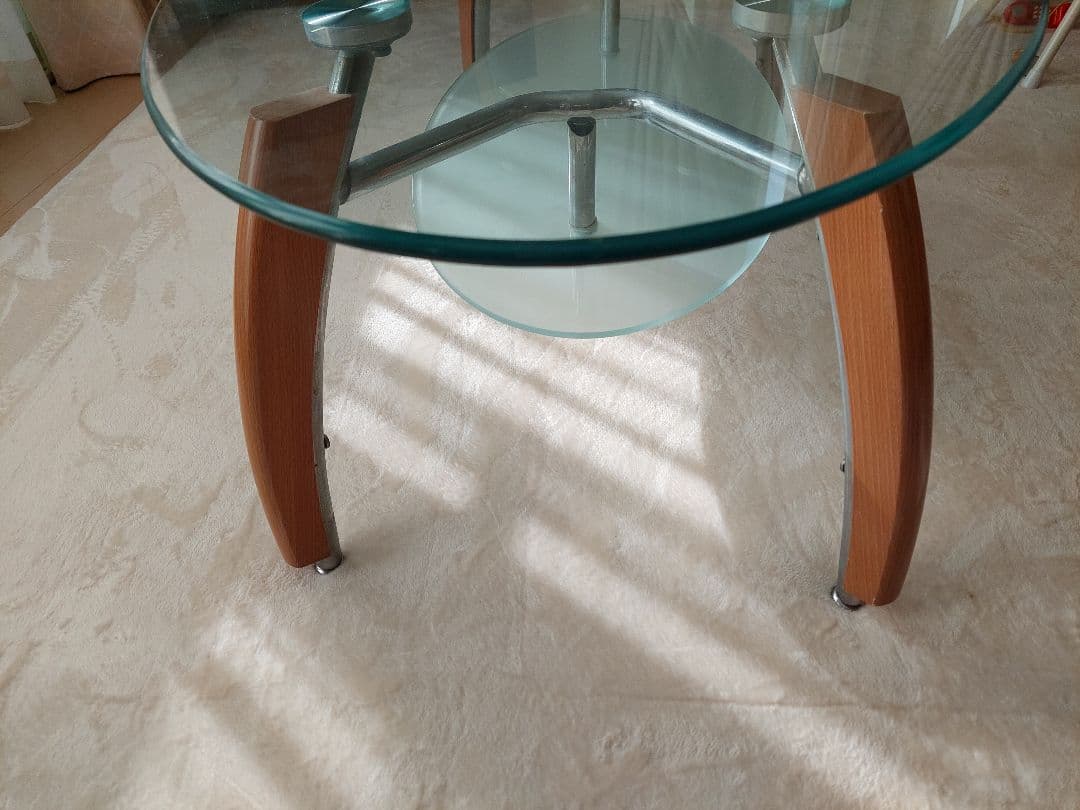 ガラステーブル、ローテーブル