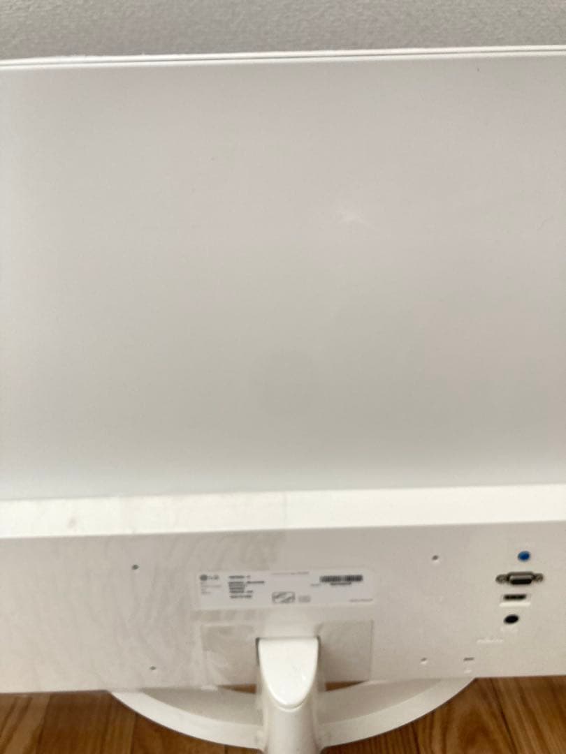 LG モニター　ディスプレイ 32MP58HQ-W 31.5インチ ゲーミング