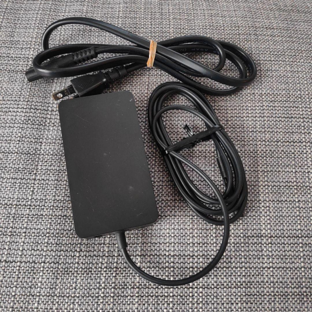 Microsoft Surface pro3 キーボード/AC充電コードあり
