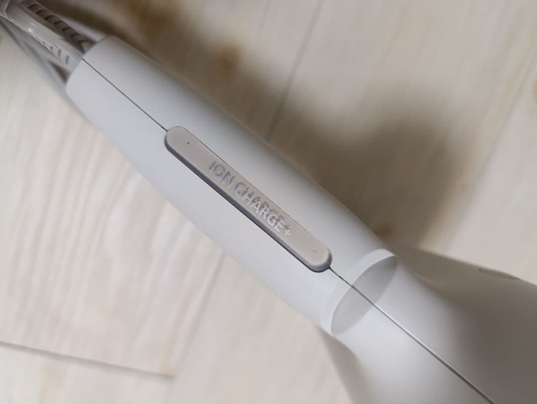 パナソニック ナノケア Panasonic EH-NA0G 23年製 WH 04