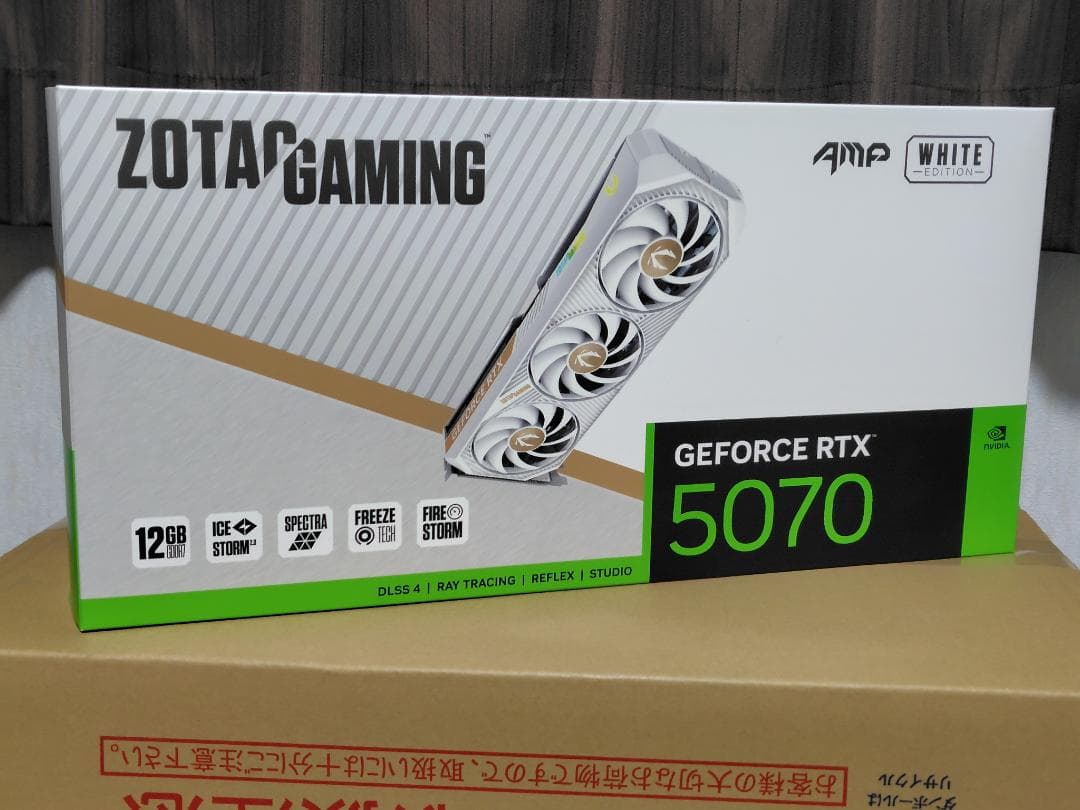 グラフィックボード・グラボ・ビデオカード ZOTAC GAMING RTX 5070AMP WhiteEdition