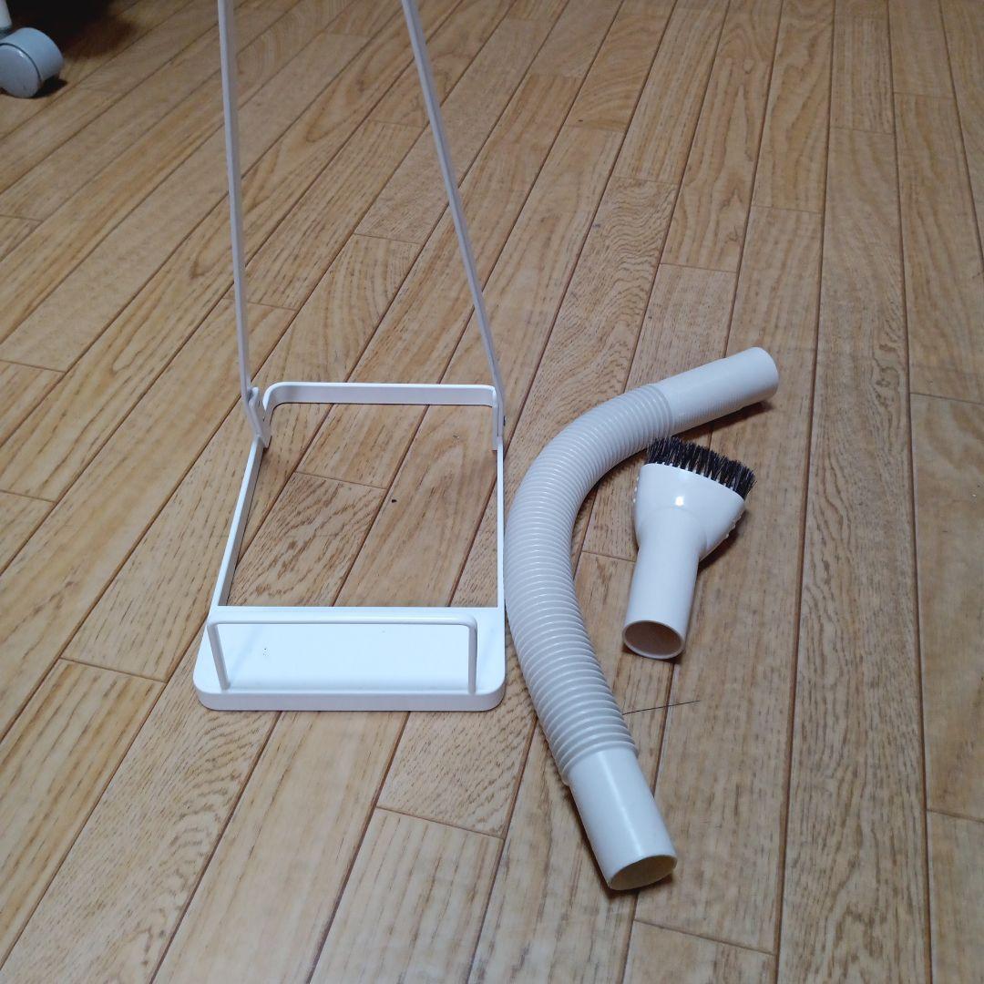 マキタ18V充電式クリーナ　CL282F純正充電器、バッテリー、サイクロン他付