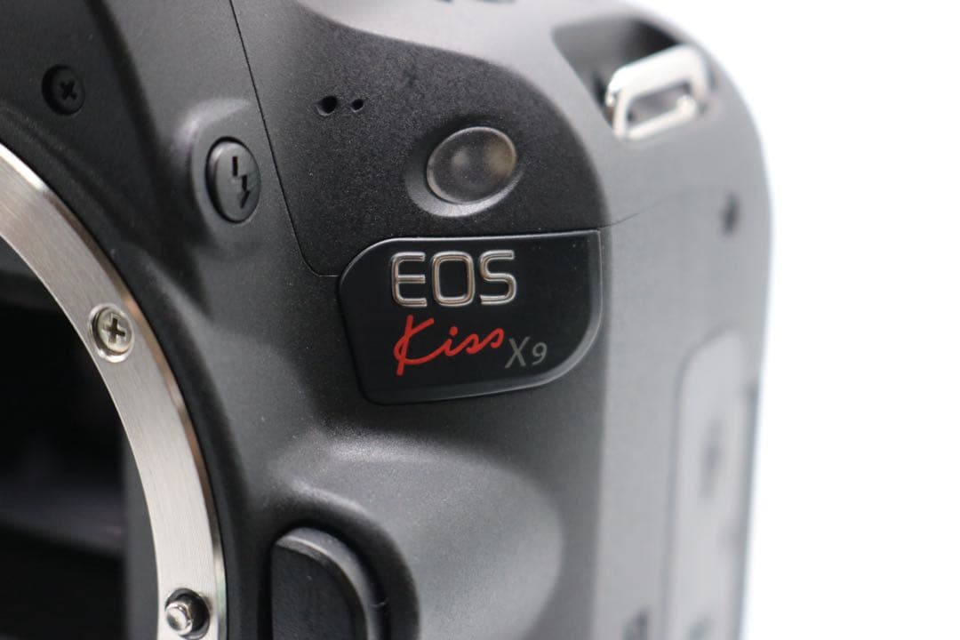 超美品 【Canon EOS Kiss X9 ダブルレンズセット】 安心保証◎