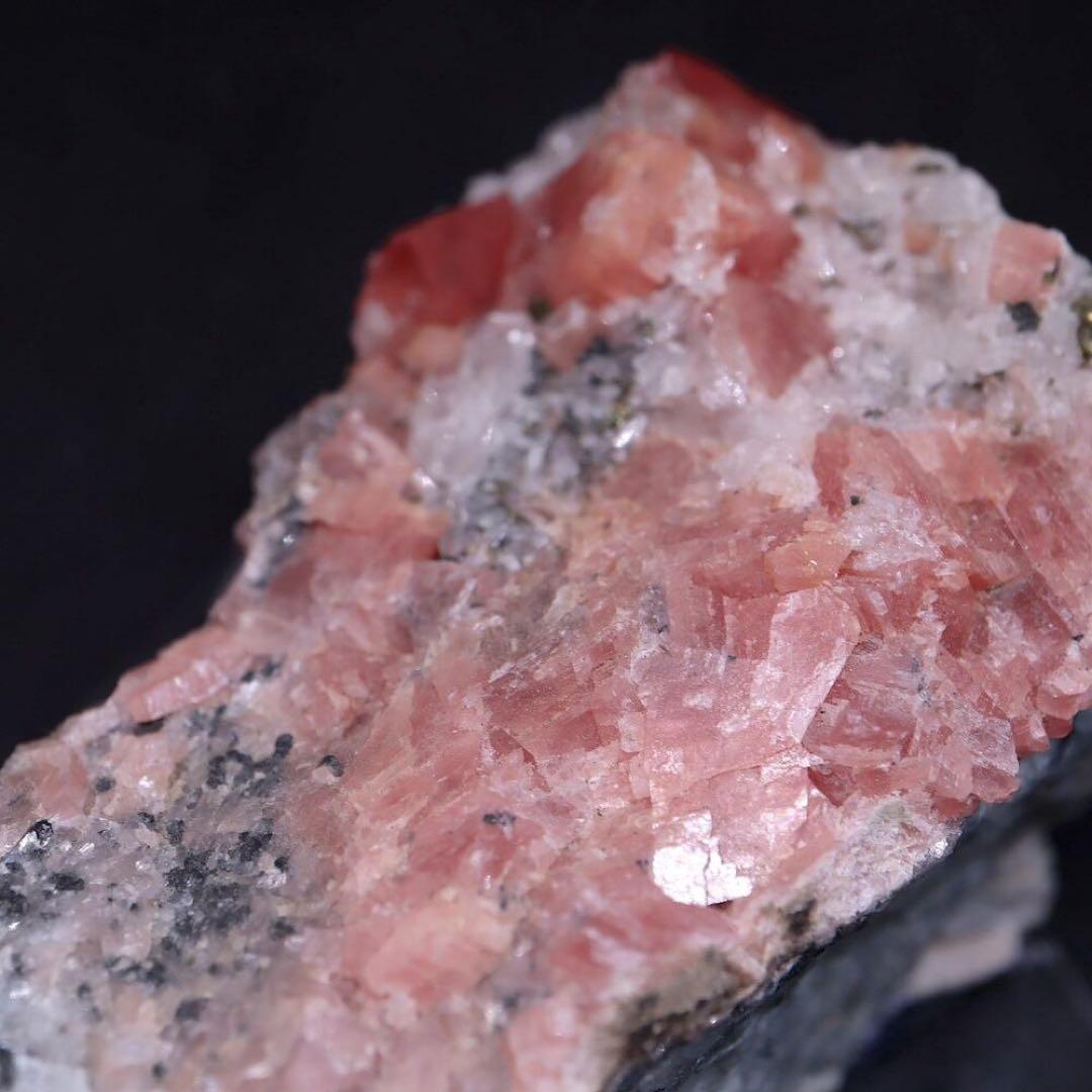 ロードクロサイト インカローズ 菱マンガン鉱 RDCT023 鉱物　原石　天然石