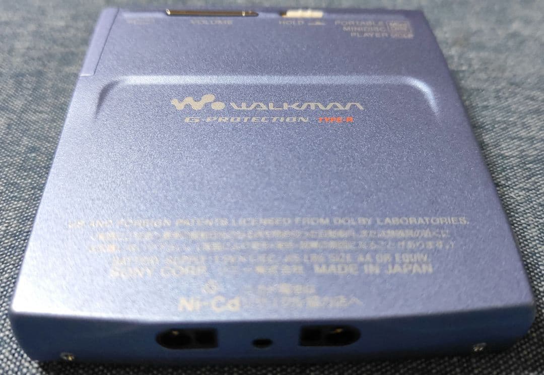 SONY ポータブルMDプレーヤー MZ-E909