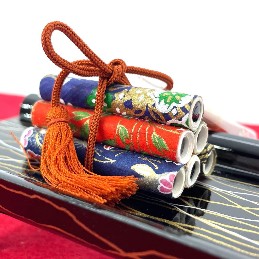 雛人形　桃の節句　雛道具　黒塗かなで　巻物付き