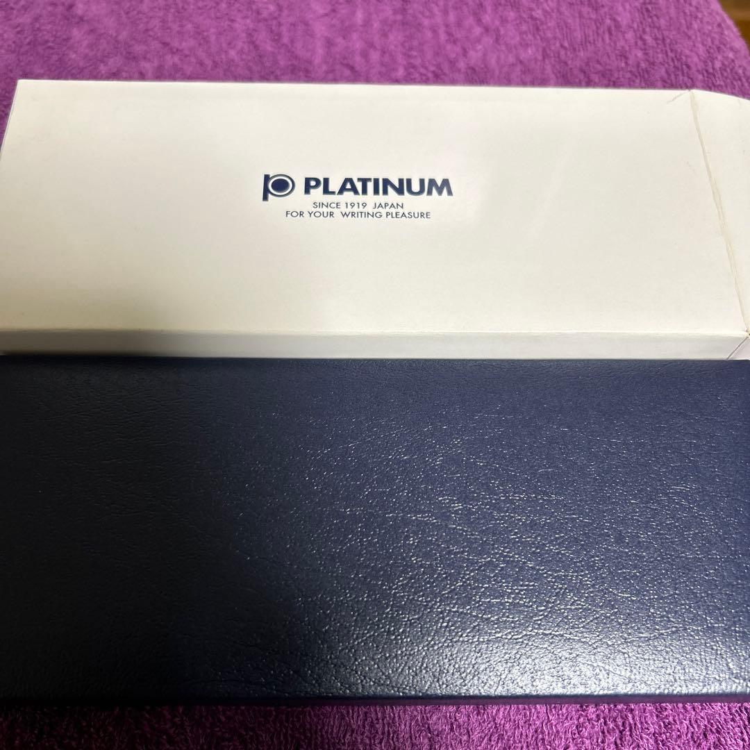 PLATINUM 万年筆 黒色 樹脂製