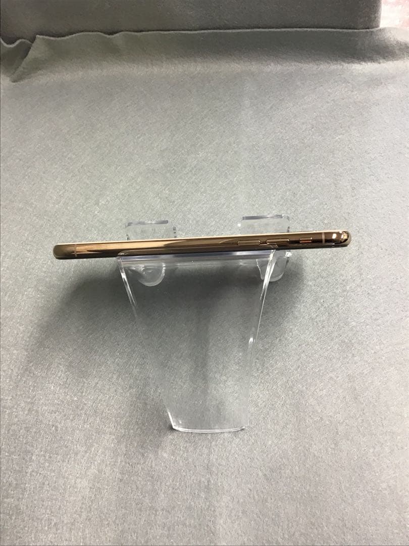 美品 国内版 SIMフリーiPhoneXS 512GB ゴールド色
