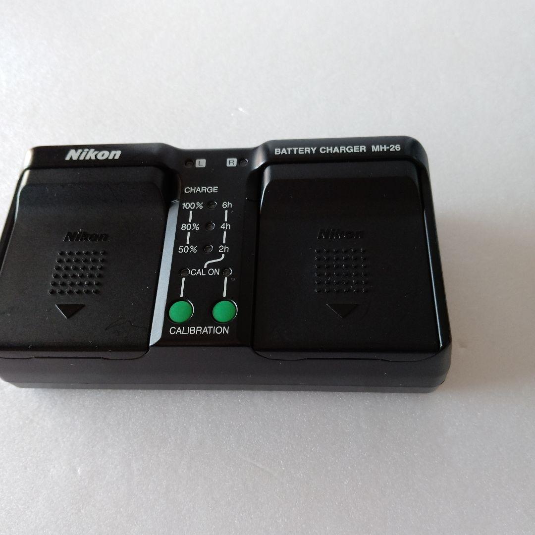 ニコン　D4 ボディ＋付属品　良品　値下げ交渉可