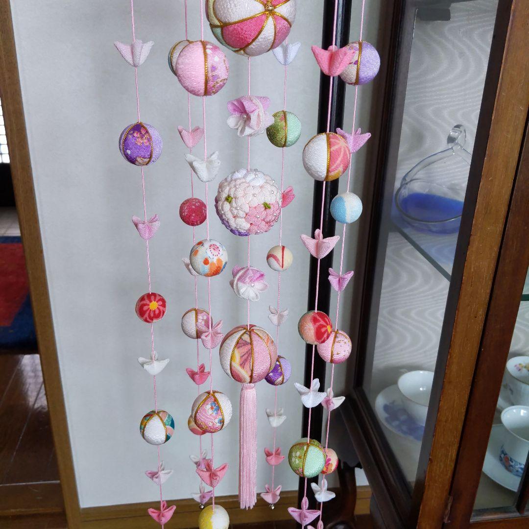 ちりめん細工　お花とまりの下げ飾り(大)　ピンク
