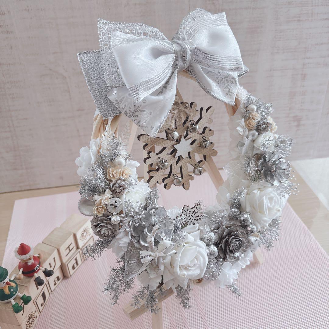 No146 聖なる夜のWhite ❄︎.*クリスマスリース