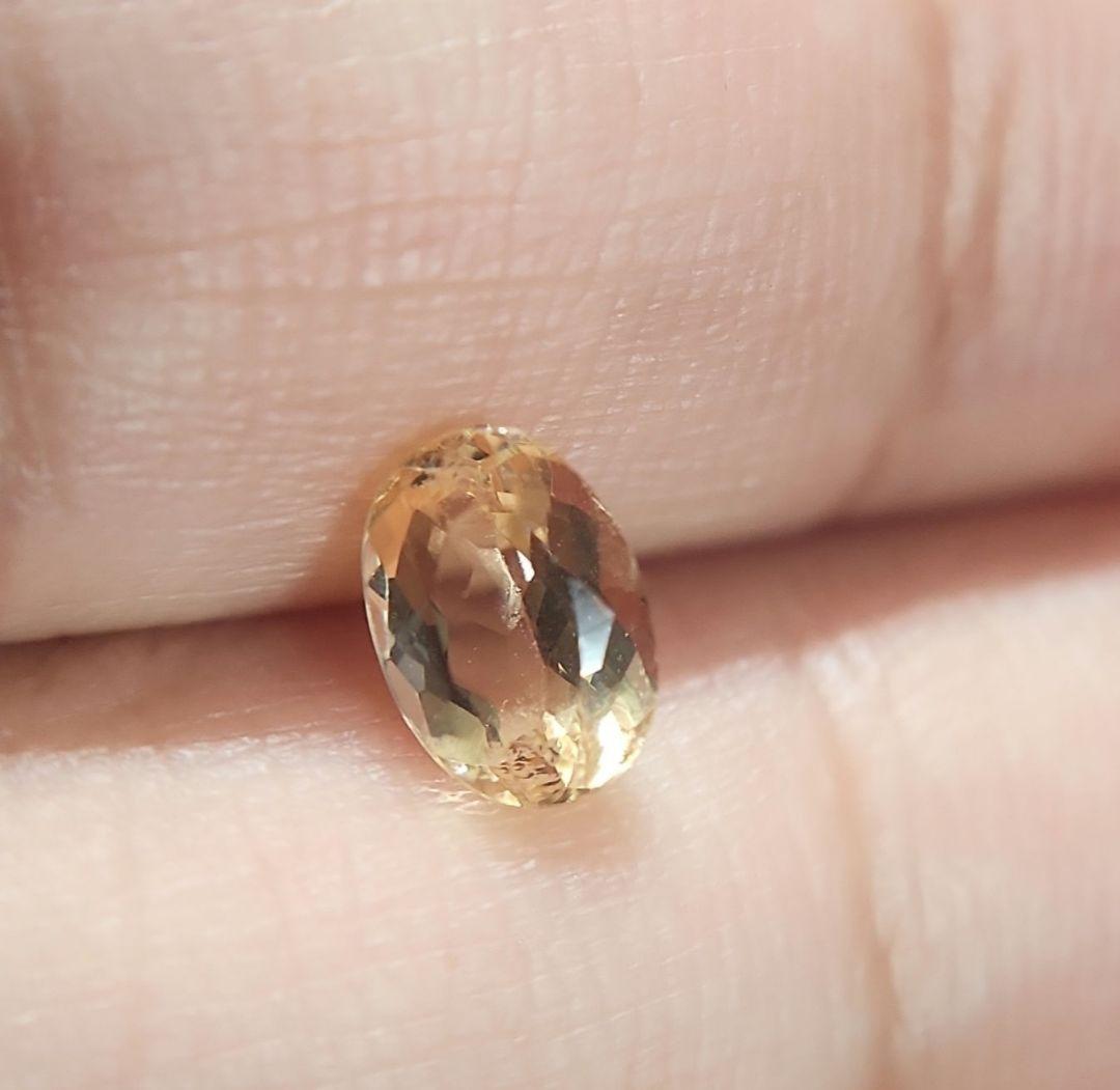 天然インペリアルトパーズ 1.050ct