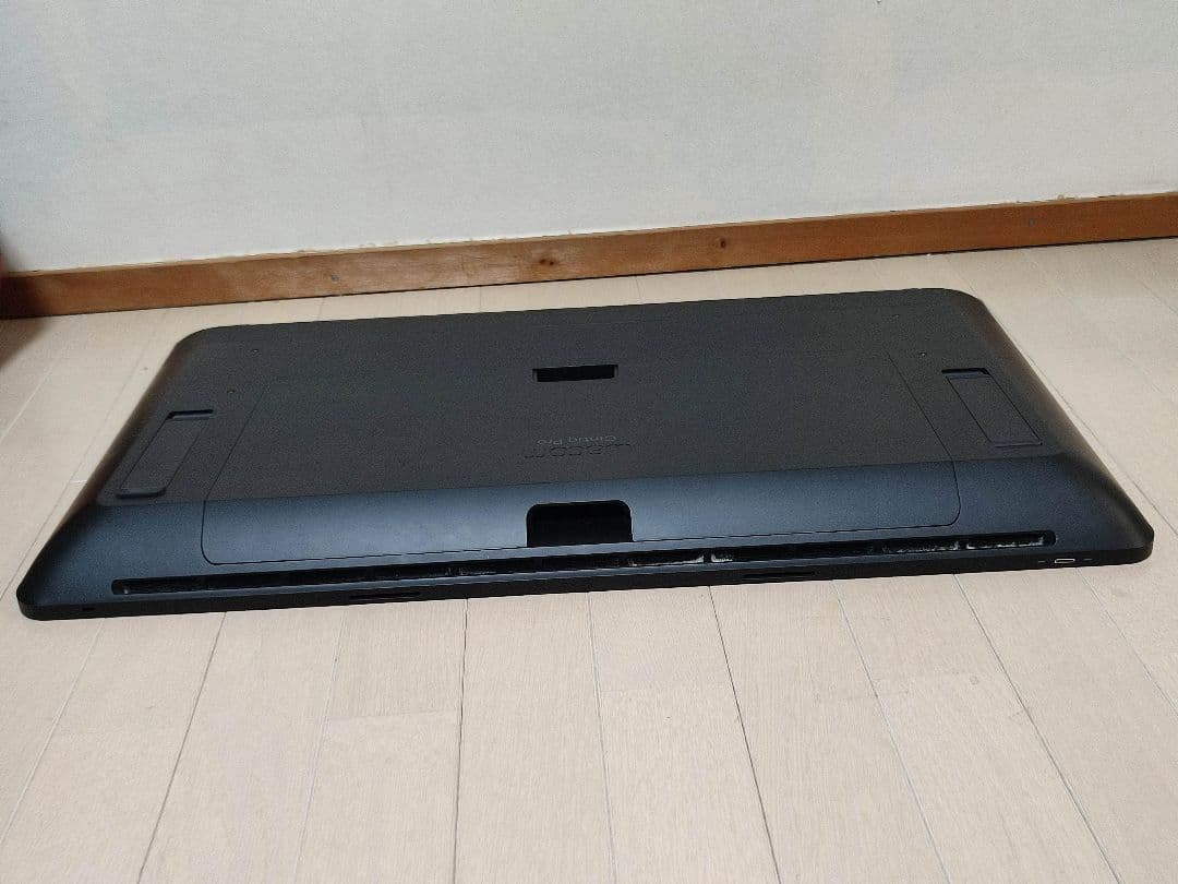 液タブ・ペンタブ Wacom Cintiq Pro 24 TDTK-2420/K0