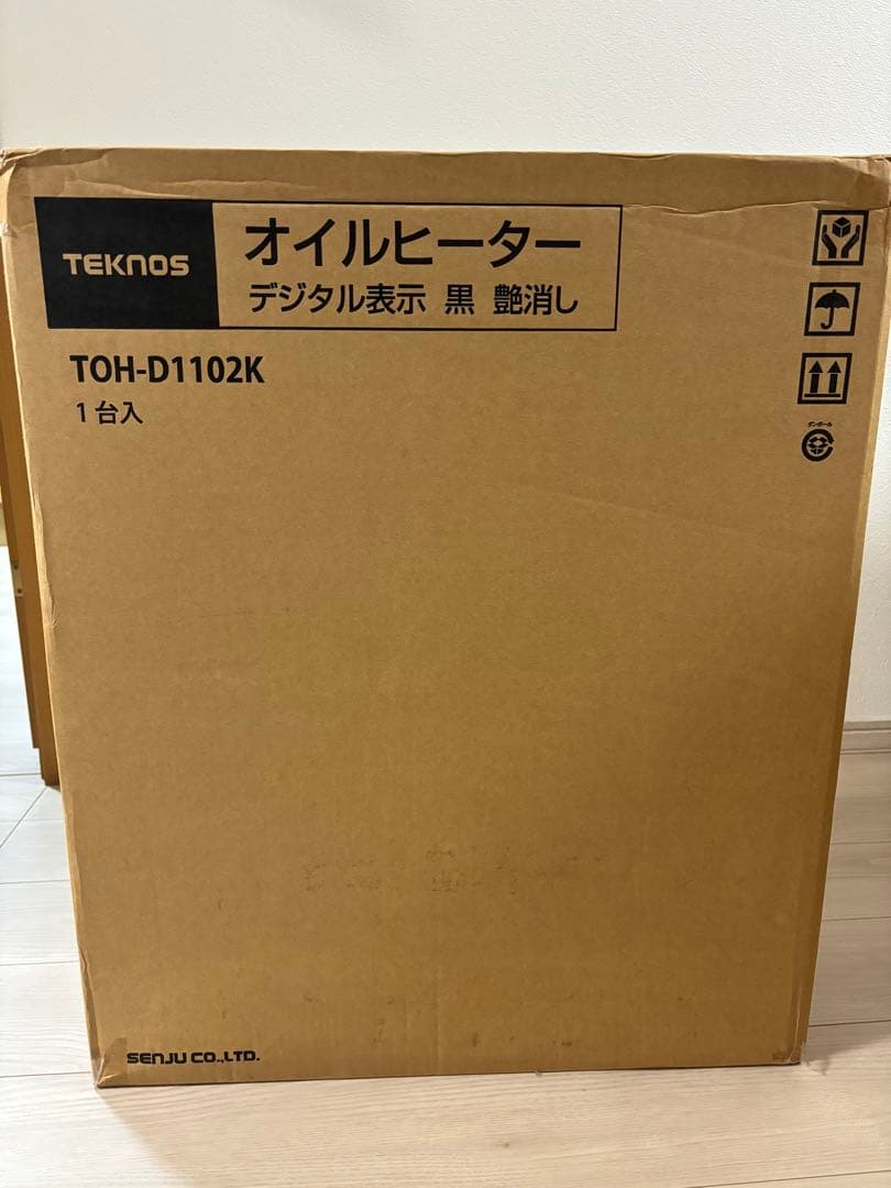 新品・未開封テクノスオイルヒーターTOH-D1102K艶消しブラックおしゃれ