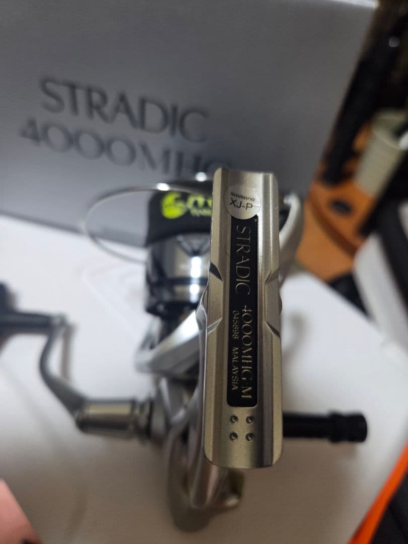 【使用回数１回のみ】23 STRADIC 4000MHG (超美品)