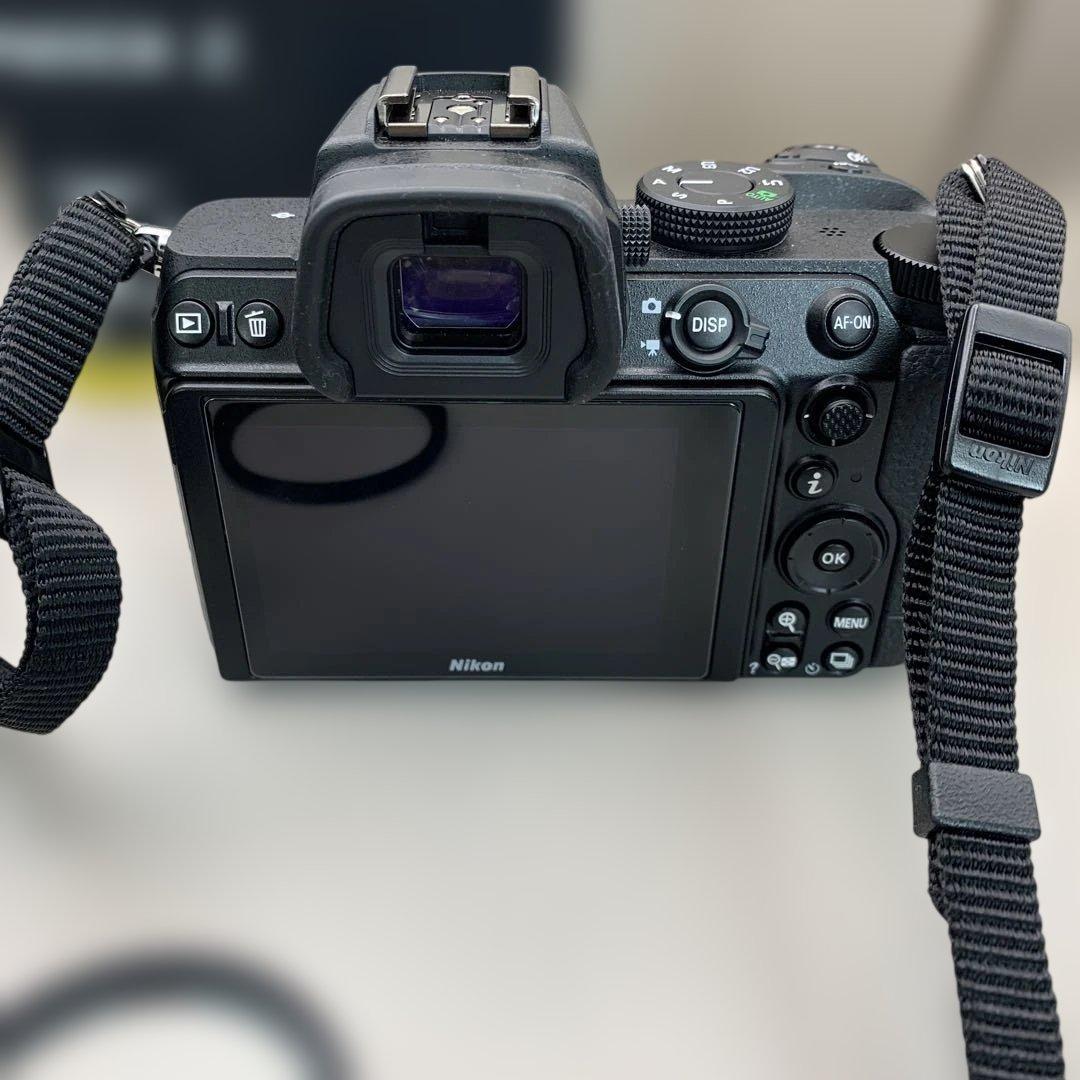 Nikon Z5 ボディNIKKOR Z40mm f/2他付属品