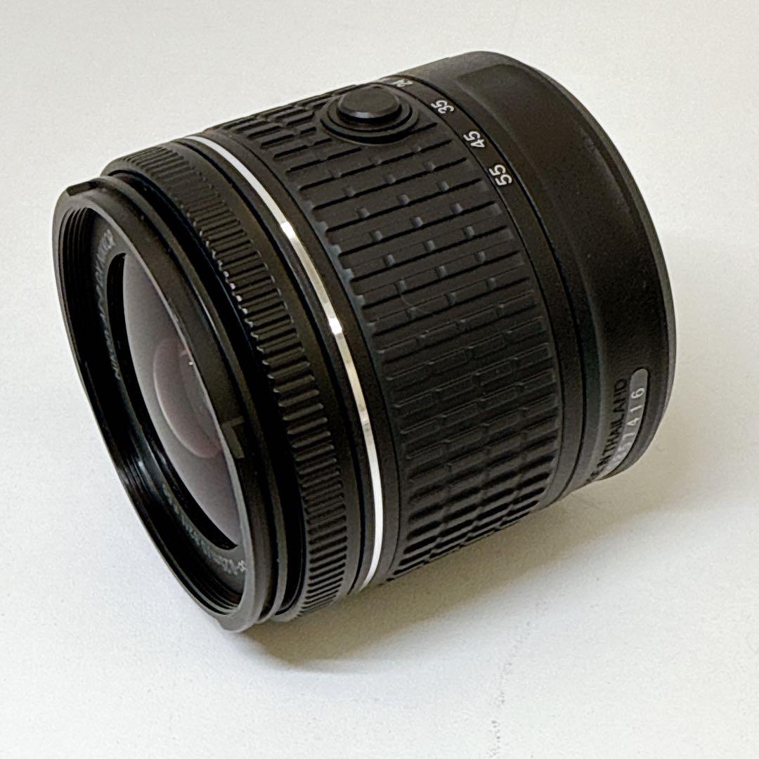 ニコン D5600 ダブルズームキット