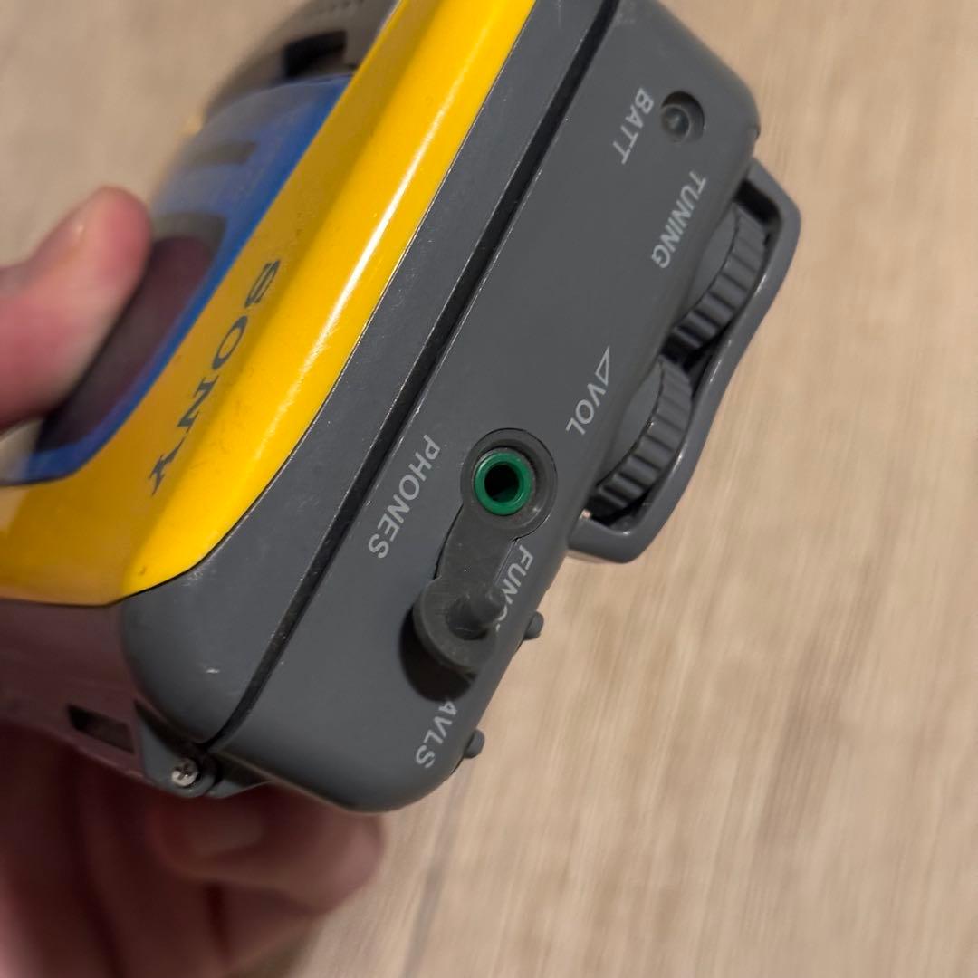 90’s SONY SPORTS 本体 ＋ イヤホン 付き 90年代 カセット