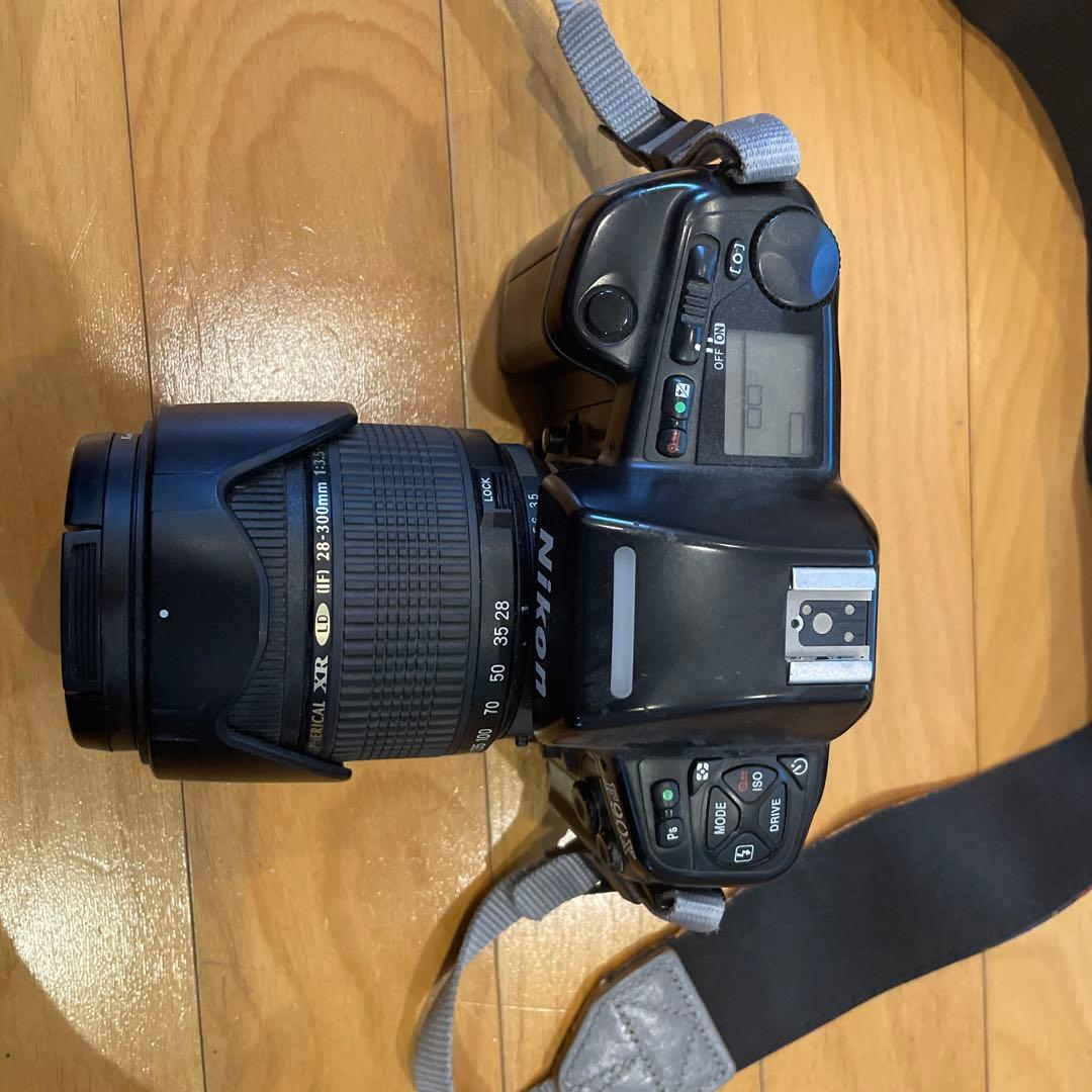 Nikonのフィルムカメラ