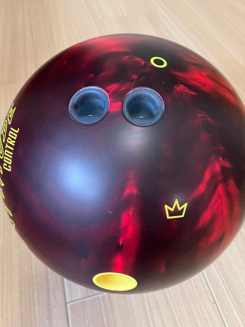 美品　15ポンド　Attitude Control ボウリングボール　箱有り