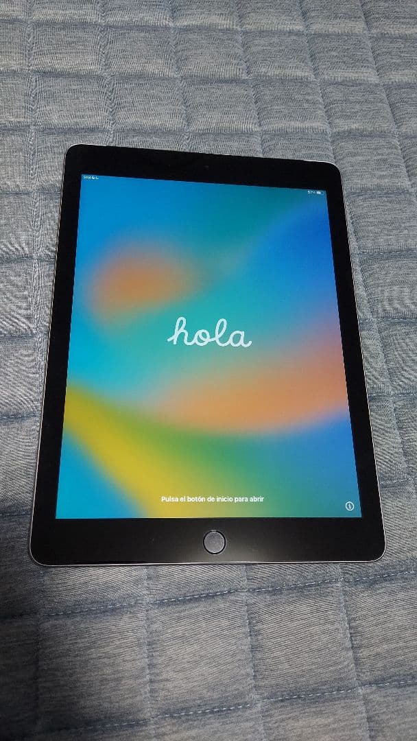 Apple iPad スペースグレー 本体 第5世代 A1823 32GB