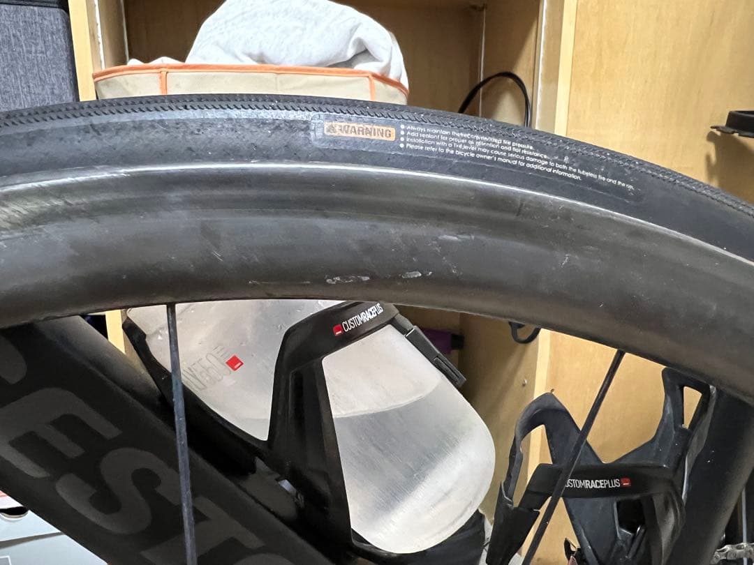 ジャイアントSLR1カーボンホイール