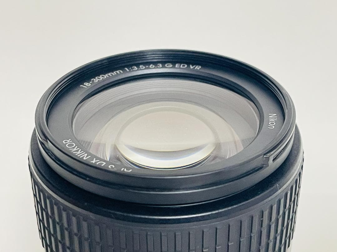 レンズ(ズーム) Nikon AF-S DX 18-300mm f/3.5-6.3G ED VR
