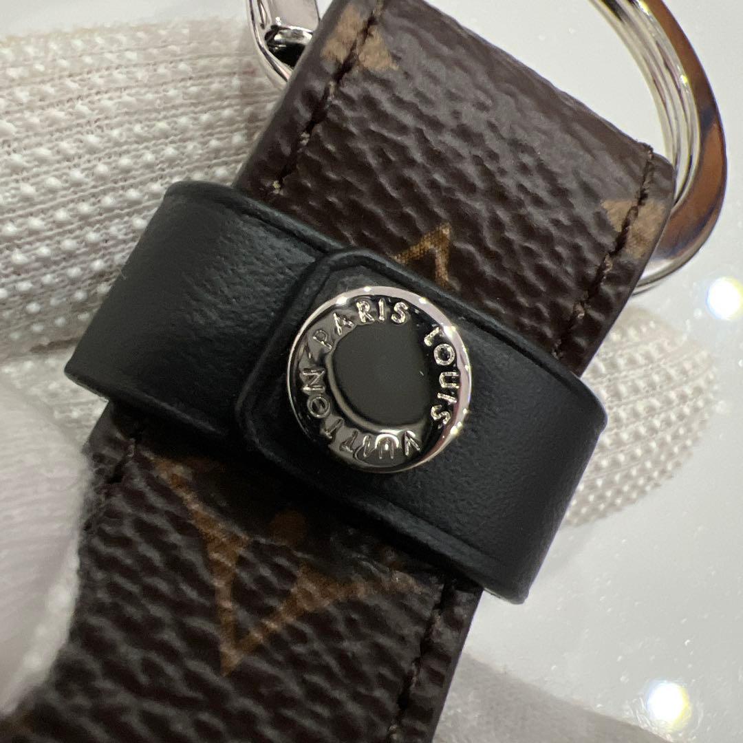 現行品極美品未使用　ルイヴィトン　ドラゴンヌモノグラム キーホルダーM62709