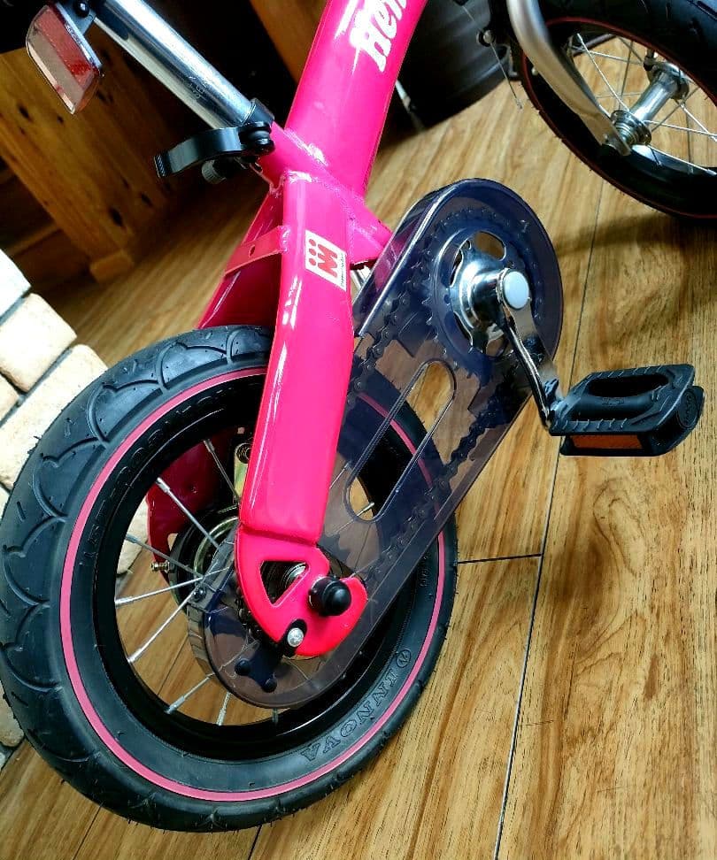 【極美品】へんしんバイク ピンク バランスバイク12インチスタンド付
